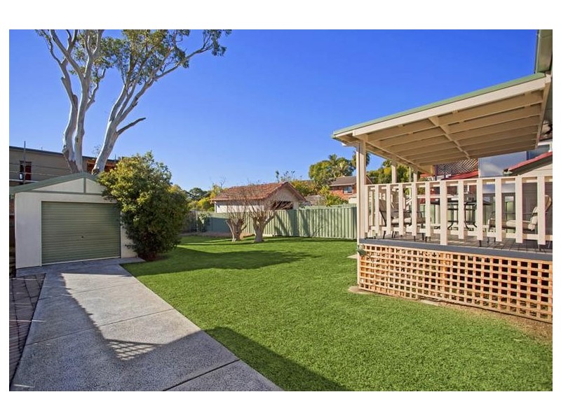 76 Henry Lawson Drive, Peakhurst NSW 2210