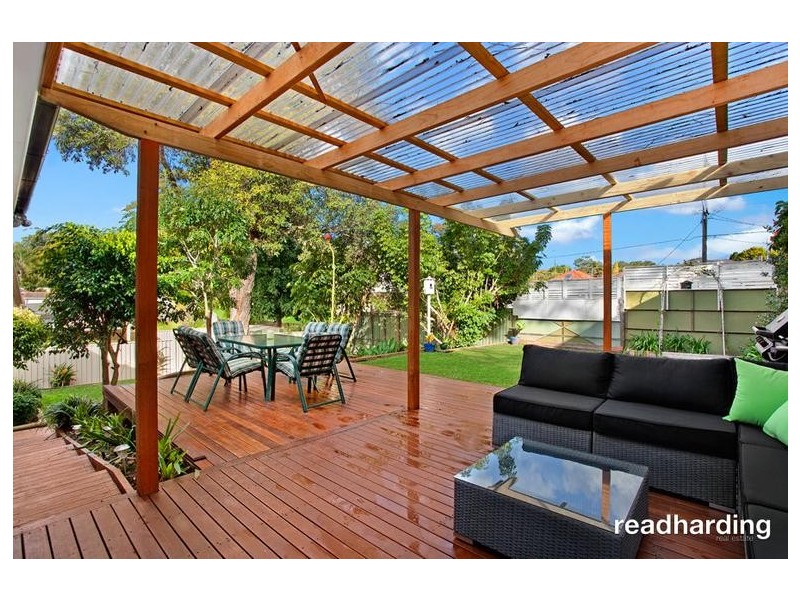 43 Lawrence Street, Peakhurst NSW 2210