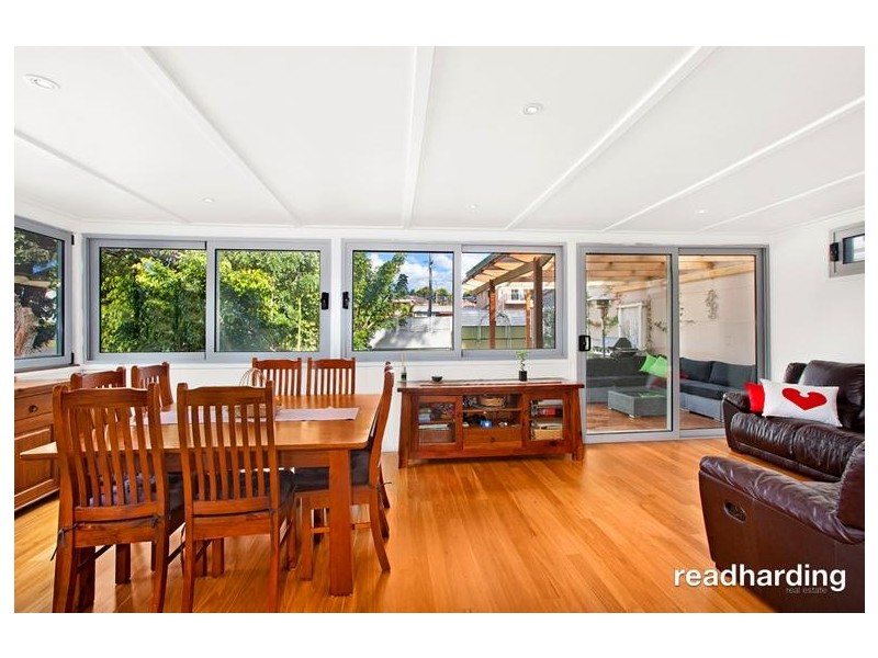 43 Lawrence Street, Peakhurst NSW 2210