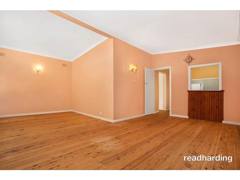 11 Old Forest Road, Lugarno NSW 2210