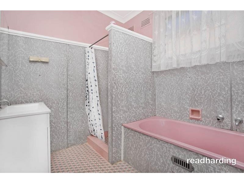 11 Old Forest Road, Lugarno NSW 2210