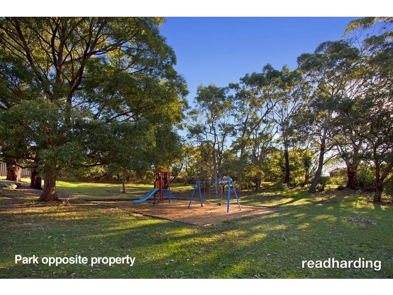 11 Poplar Place, Lugarno NSW 2210