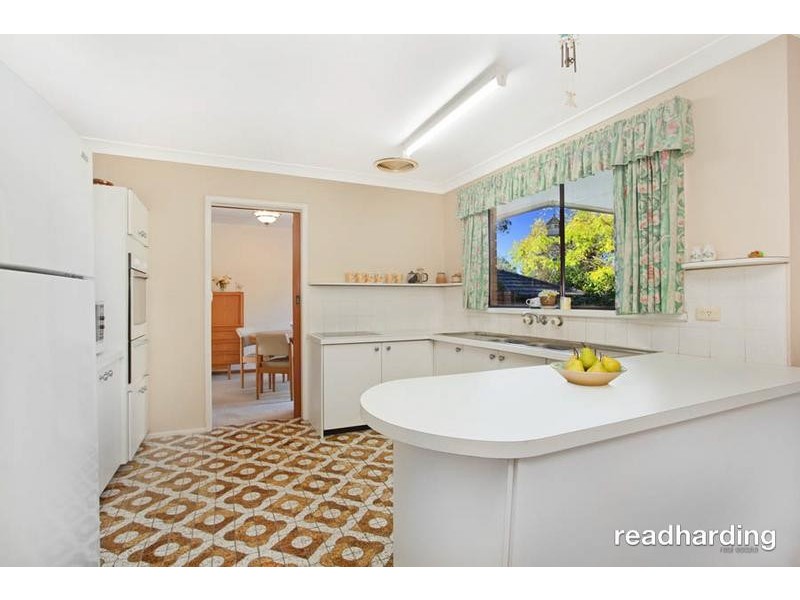 11 Poplar Place, Lugarno NSW 2210