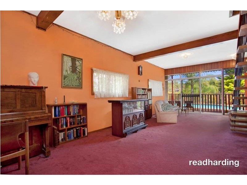 4 Kims Avenue, Lugarno NSW 2210