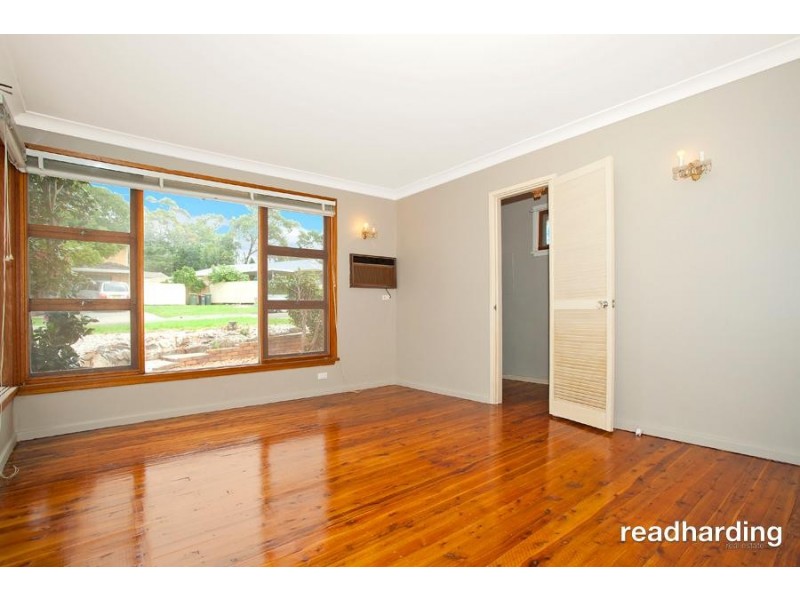 1 Pine Street, Lugarno NSW 2210