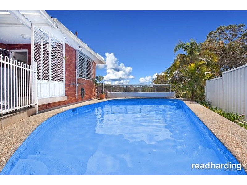 6 Illinga Place, Lugarno NSW 2210