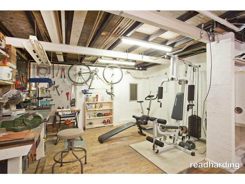 6 Illinga Place, Lugarno NSW 2210