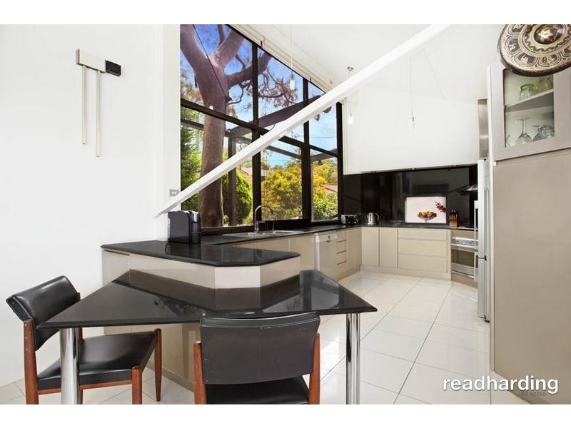 9 Oak Street, Lugarno NSW 2210