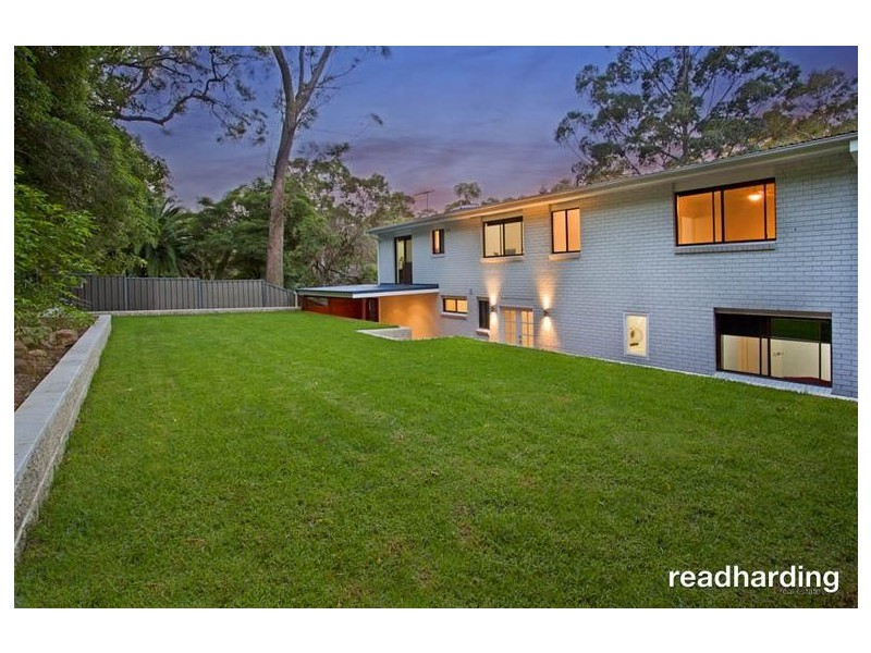 5 Ocean Place, Illawong NSW 2234