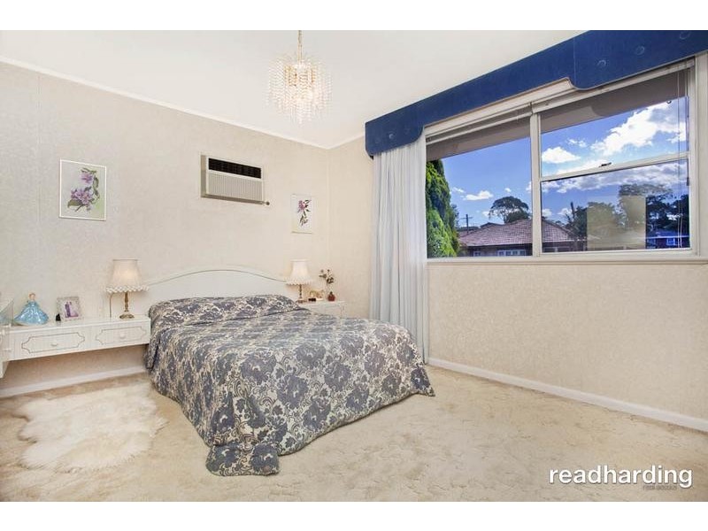 2 Ballanda Avenue, Lugarno NSW 2210