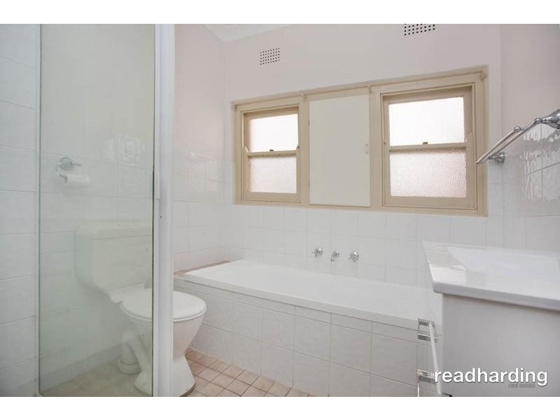 94 Baumans Road, Peakhurst NSW 2210
