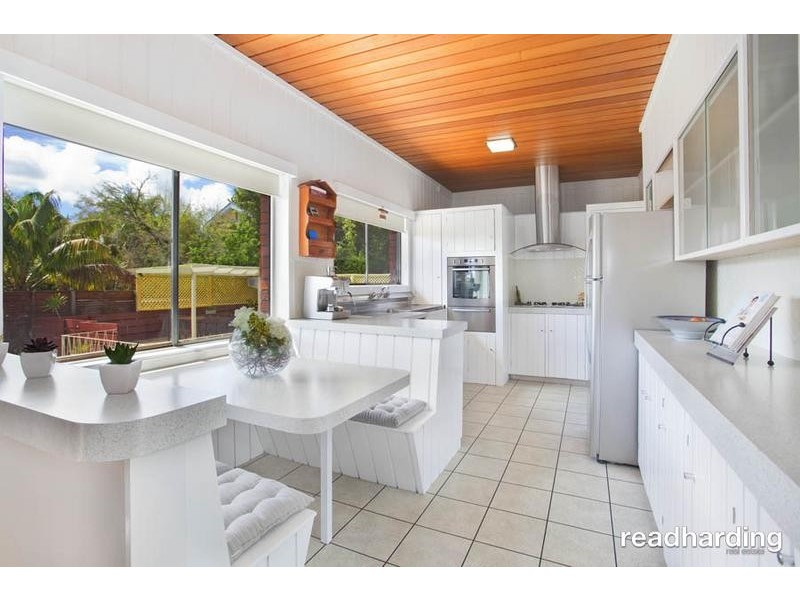 4 Illawong Street, Lugarno NSW 2210