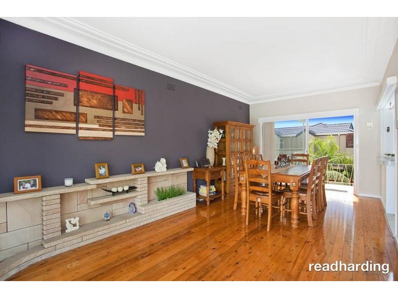 4 Illawong Street, Lugarno NSW 2210