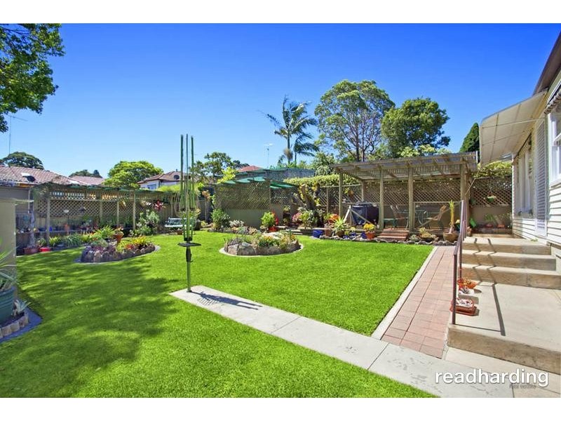 13 Coreen Avenue, Peakhurst NSW 2210