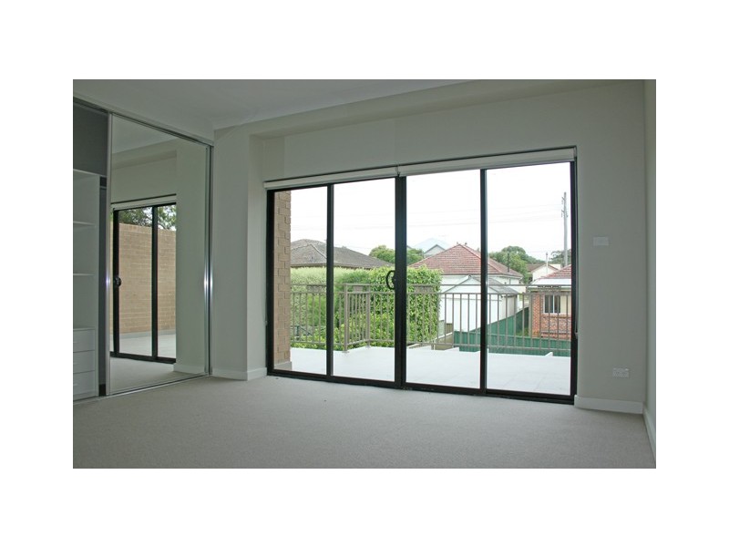 13 Crump St, Mortdale NSW 2223