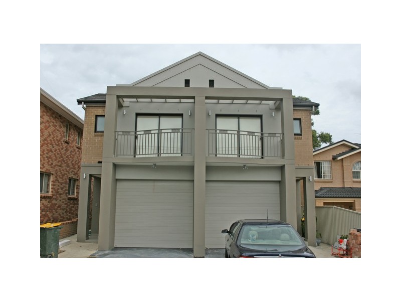 13 Crump St, Mortdale NSW 2223