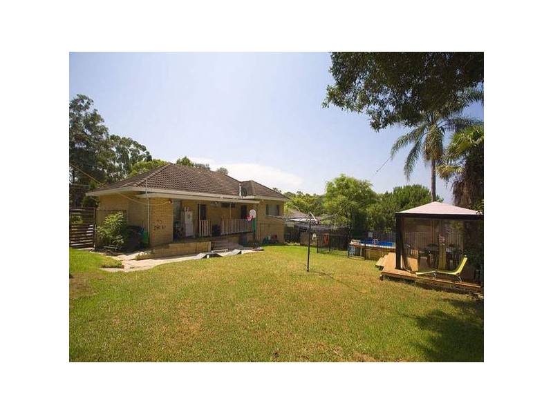 4 Ponderosa Place, Lugarno NSW 2210