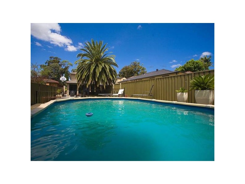 21 Ogilvy Street, Peakhurst NSW 2210