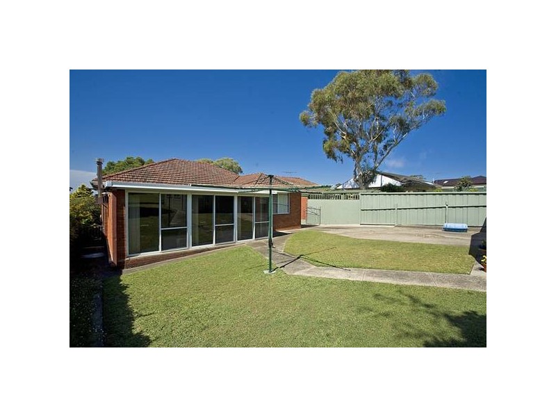 17 Illawong Street, Lugarno NSW 2210