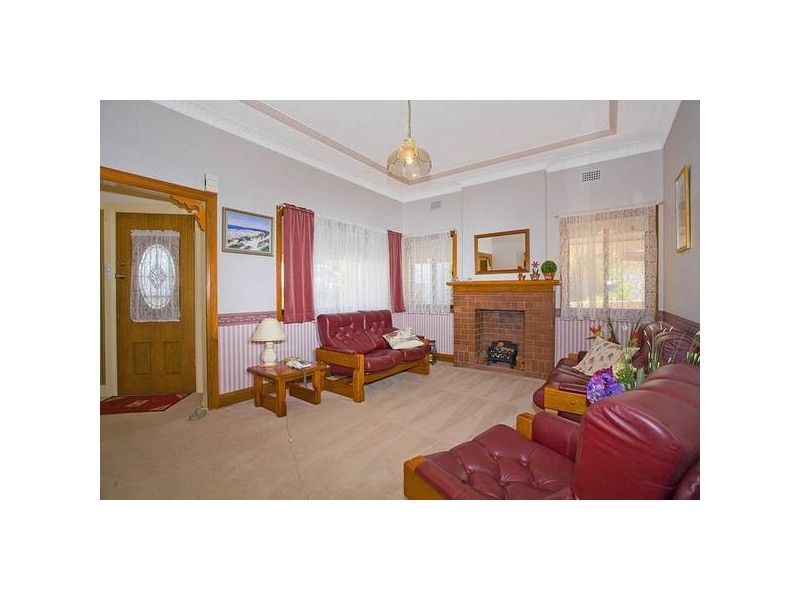 12 Union Street, Riverwood NSW 2210