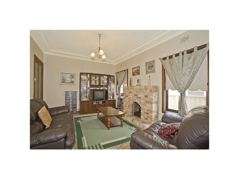 171 Morts Road, Mortdale NSW 2223