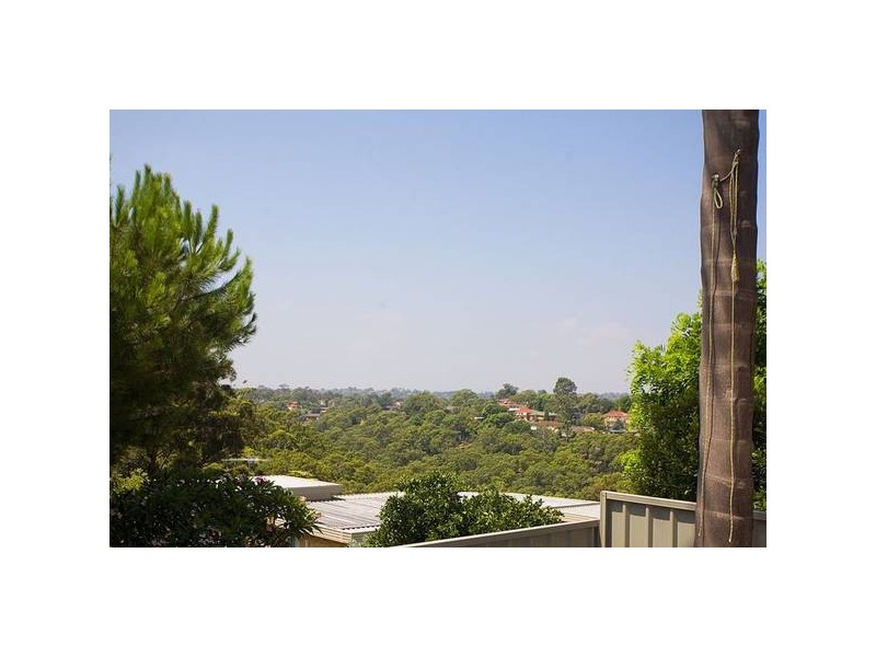 4 Ponderosa Place, Lugarno NSW 2210