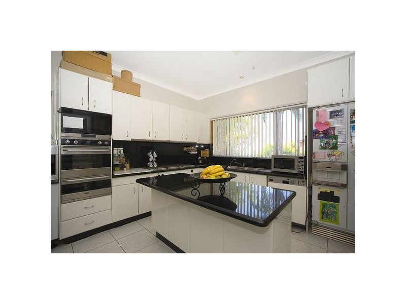 4 Ponderosa Place, Lugarno NSW 2210