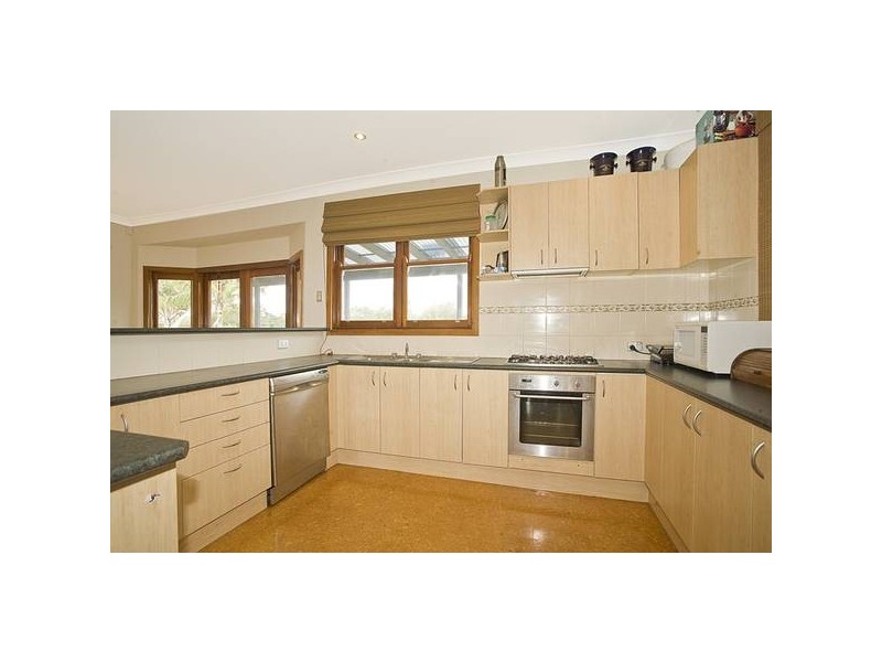 16 Boatwright Ave, Lugarno NSW 2210