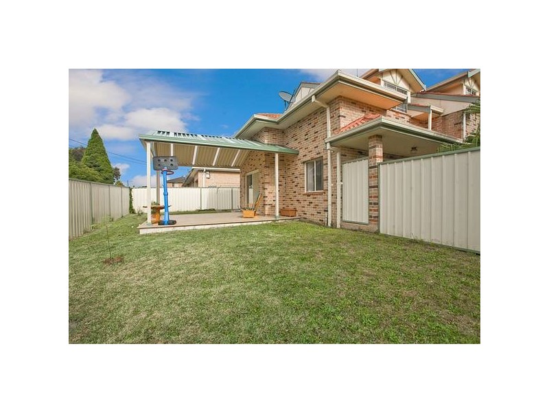 4/37 Shenstone Road, Riverwood NSW 2210