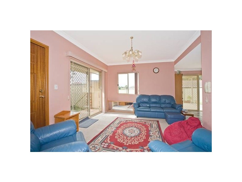 4/37 Shenstone Road, Riverwood NSW 2210