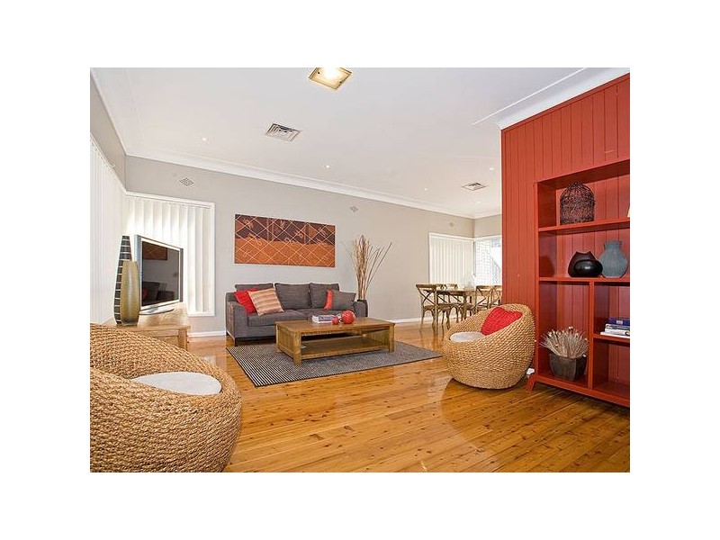 20 Illawong Street, Lugarno NSW 2210