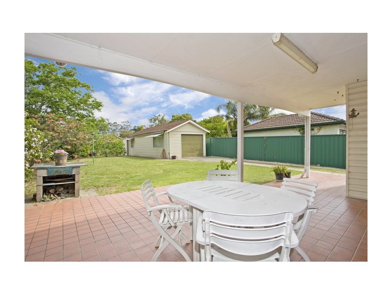 11 William Road, Riverwood NSW 2210
