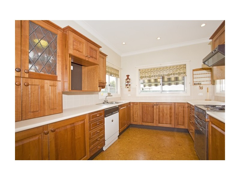 11 William Road, Riverwood NSW 2210