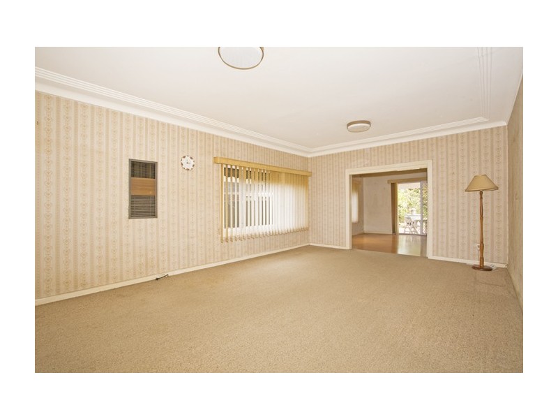 11 William Road, Riverwood NSW 2210