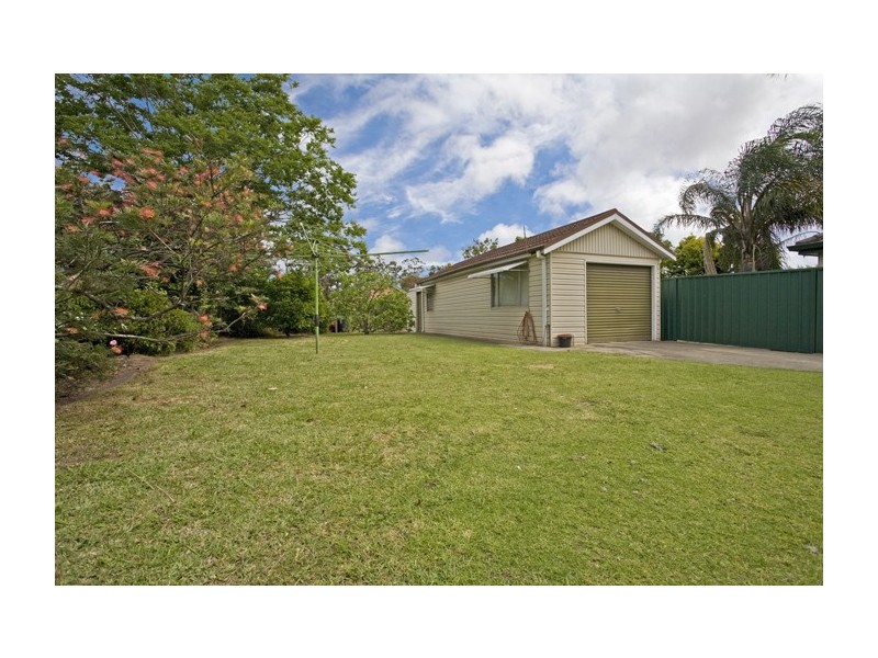 11 William Road, Riverwood NSW 2210