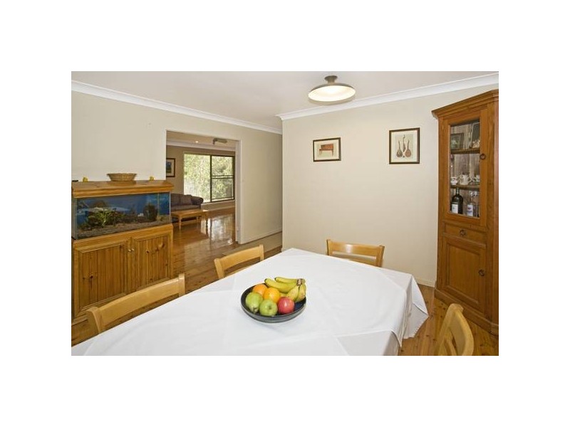 42 Oak Street, Lugarno NSW 2210