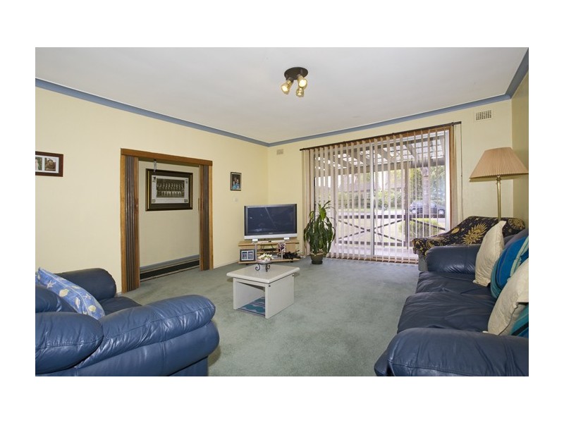65 Lorraine Street, Peakhurst Heights NSW 2210