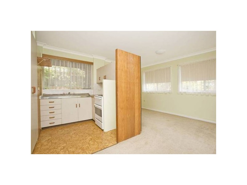 77 Ogilvy Street, Peakhurst NSW 2210