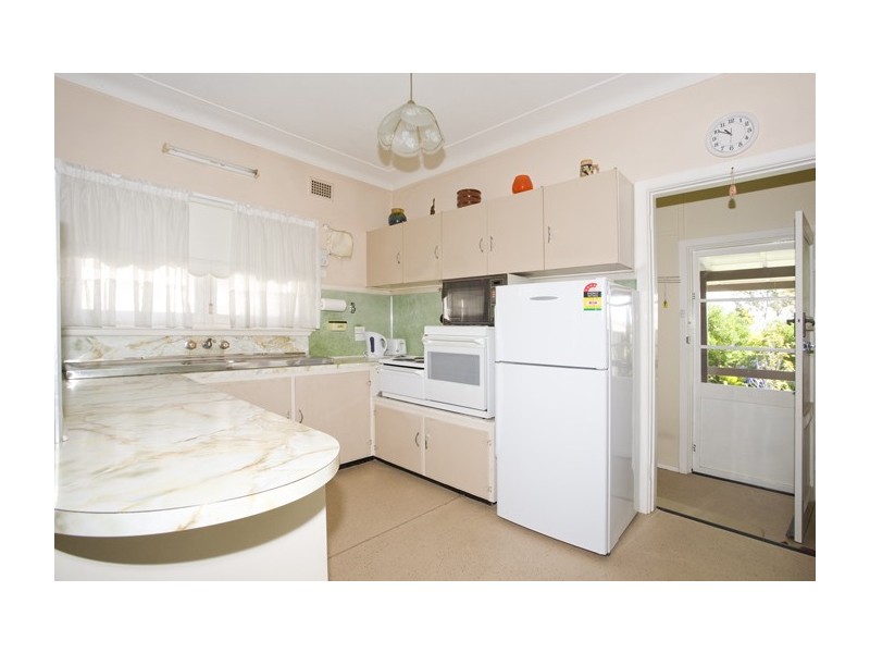 44 Shenstone Road, Riverwood NSW 2210