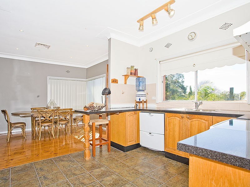 20 Illawong Street, Lugarno NSW 2210