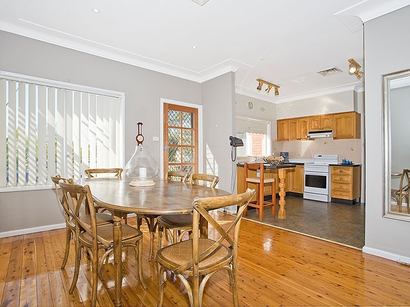 20 Illawong Street, Lugarno NSW 2210