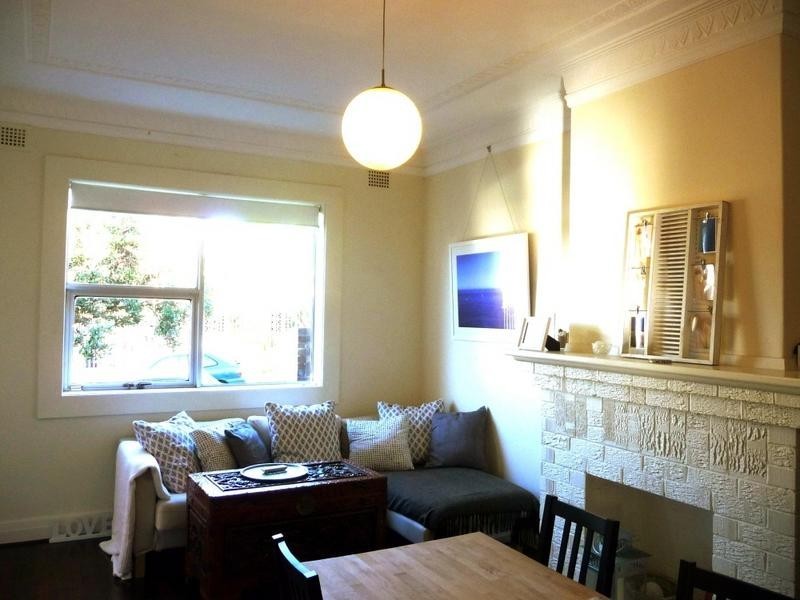 2/18 HASTINGS PARADE, North Bondi NSW 2026