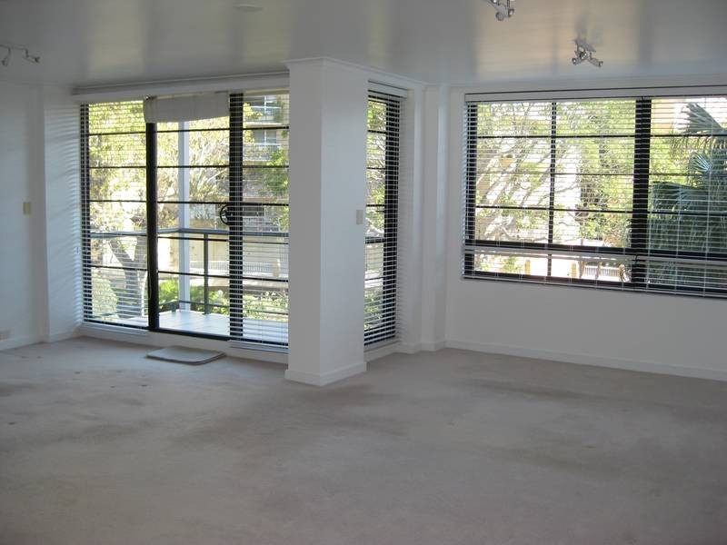 12/107 DARLING POINT ROAD, Darling Point NSW 2027