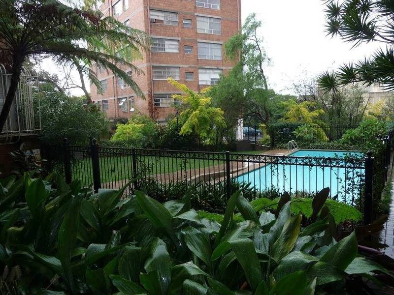 2/4 Ward Avenue, Elizabeth Bay NSW 2011