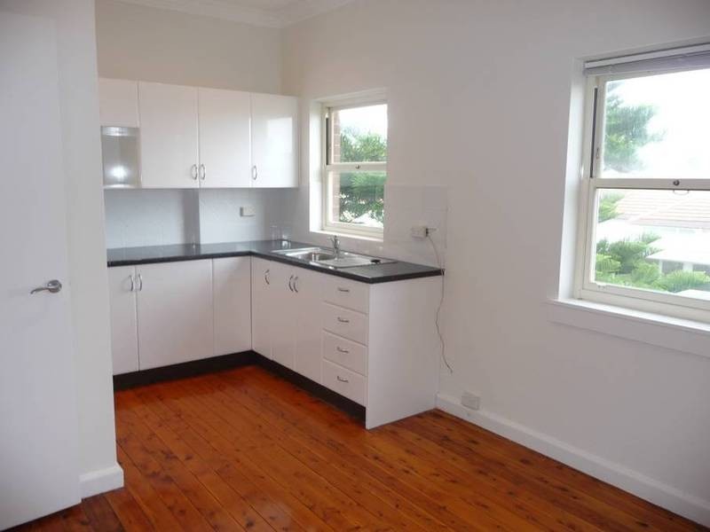 4/32 MILITARY ROAD, North Bondi NSW 2026