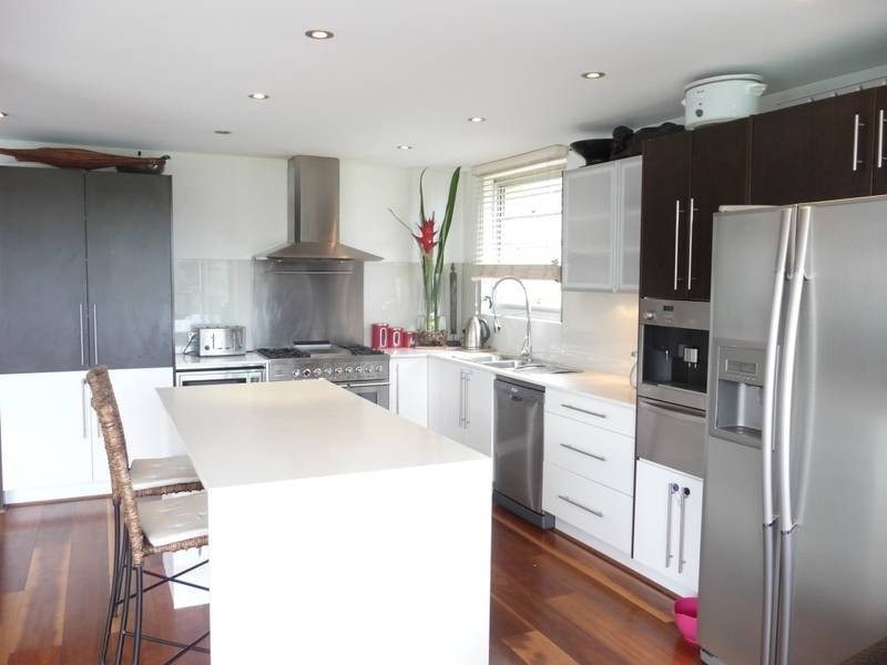 2/18 CARLISLE STREET, Tamarama NSW 2026