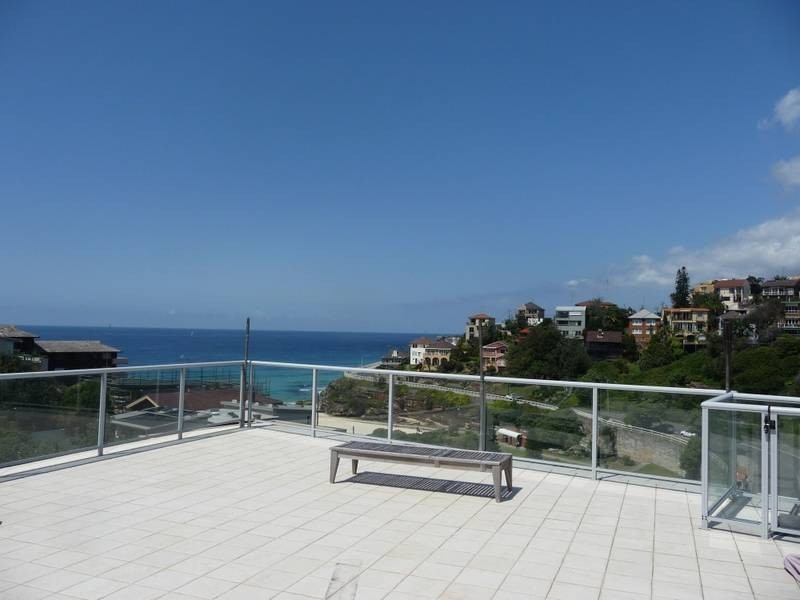 2/18 CARLISLE STREET, Tamarama NSW 2026
