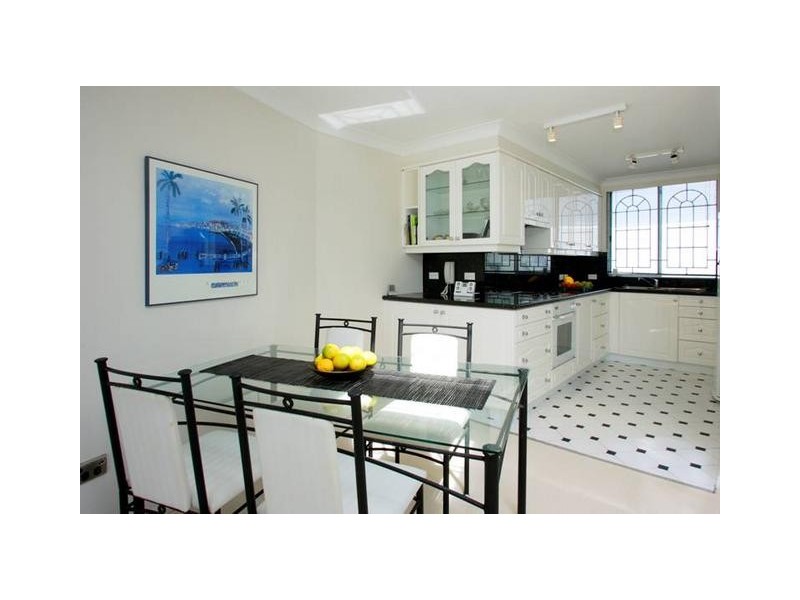 3/2-4 NOTTS AVENUE, Bondi Beach NSW 2026