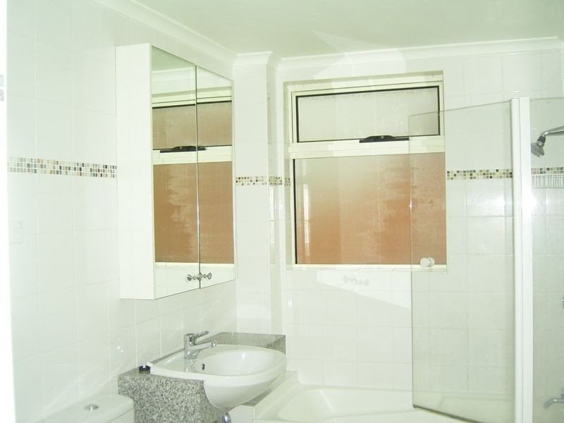 4/96 MURRIVERIE ROAD, North Bondi NSW 2026