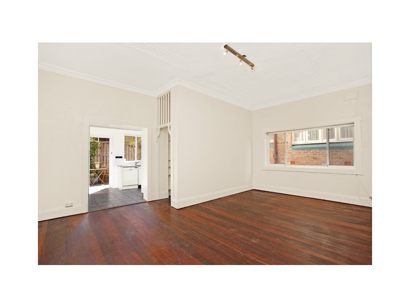 2/25 Beach Road, Bondi Beach NSW 2026